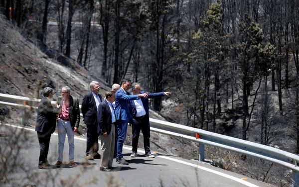 La visita de Pedro Sánchez a la isla de Gran Canaria tras en incendio La visita de Pedro Sánchez a la isla de Gran Canaria tras en incendio - Sputnik Mundo