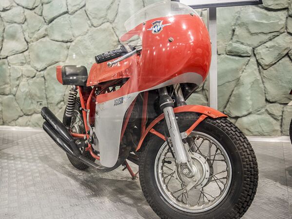 MV Agusta Mini Bike последнего иранского шаха Мохаммеда Резы Пехлеви в Музее королевских автомобилей на территории бывшей резиденции шаха во дворце Saadabad в Иране - Sputnik Mundo