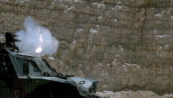 El sistema de protección activa israelí Iron Fist APS en acción - Sputnik Mundo