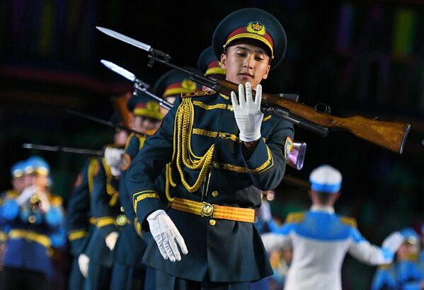 Festival de bandas militares Torre Spasskaya - Sputnik Mundo