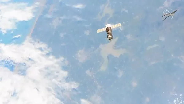 La nave con el androide ruso Fedor falla en acoplarse con la EEI - Sputnik Mundo