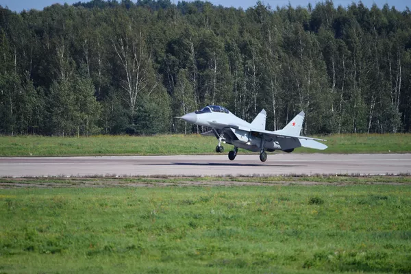 El MAKS 2019 calienta motores para impresionar a los amantes de los aviones
El MAKS 2019 calienta motores para impresionar a los amantes de los aviones
- Sputnik Mundo