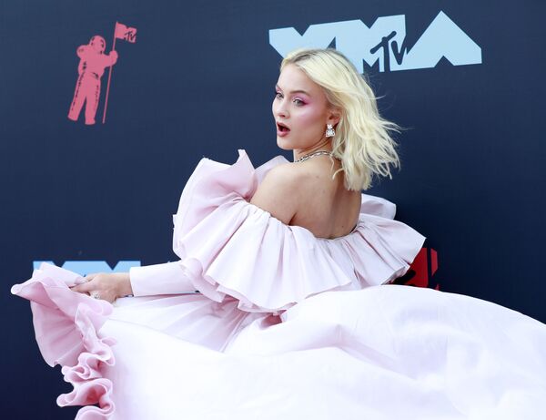 Estrellas en los premios MTV Video Music Awards 2019
 - Sputnik Mundo