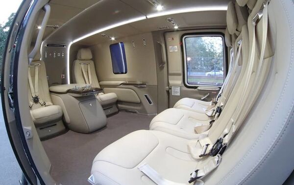 El interior del helicóptero de lujo Ansat - Sputnik Mundo