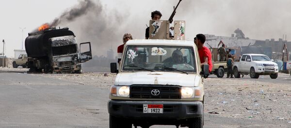 Los combates en Adén Los combates en Adén - Sputnik Mundo