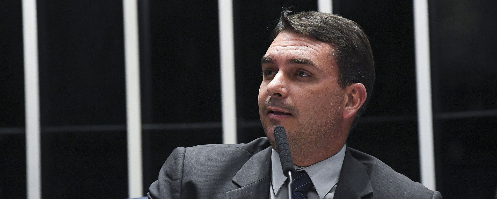 Flávio Bolsonaro, hijo del presidente brasileño Jair Bolsonaro (archivo) - Sputnik Mundo, 1920, 20.07.2020