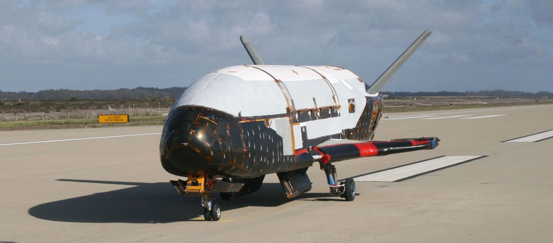 La aeronave espacial X-37B (imagen referencial) La aeronave espacial X-37B (imagen referencial) - Sputnik Mundo, 1920, 30.08.2019