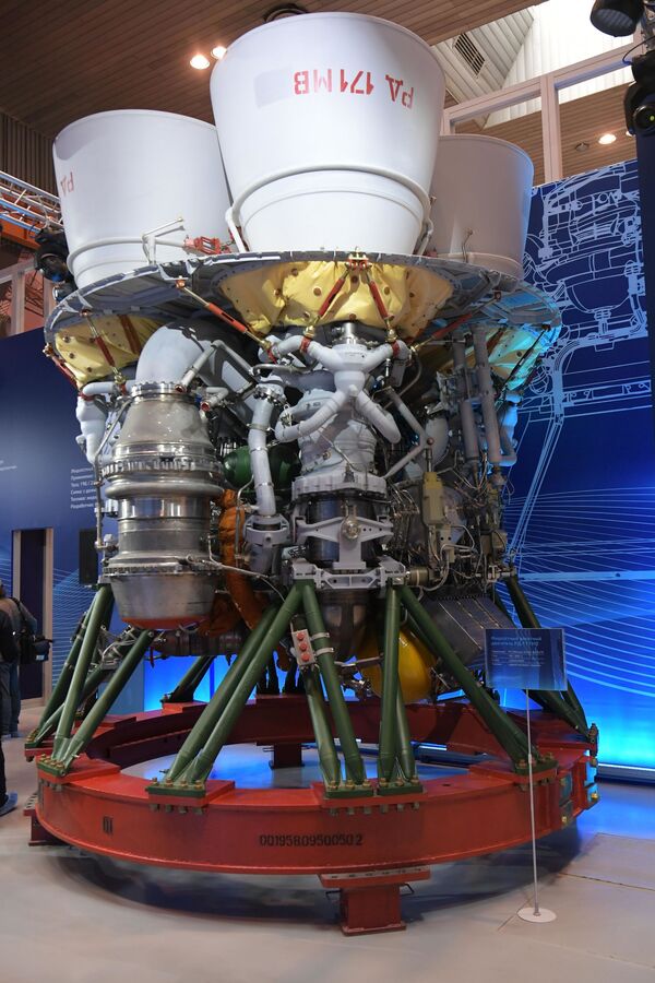 Rusia empieza la producción de los motores para cohetes más potentes del mundo (foto) - Sputnik Mundo