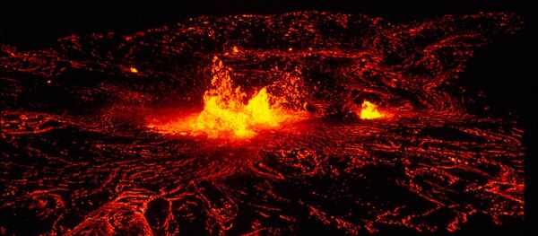 Lava volcánica (archivo) - Sputnik Mundo