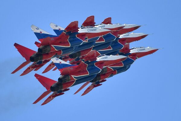 Las mejores instantáneas del salón aeroespacial MAKS 2019
Las mejores instantáneas del salón aeroespacial MAKS 2019
- Sputnik Mundo