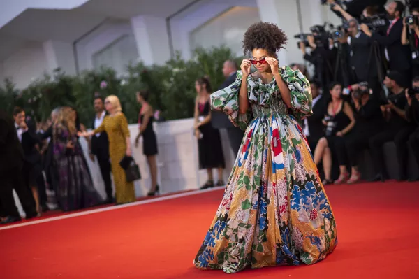 Vuelve el Festival de Cine de Venecia con más glamur y más modelos
Vuelve el Festival de Cine de Venecia con más glamur y más modelos
- Sputnik Mundo