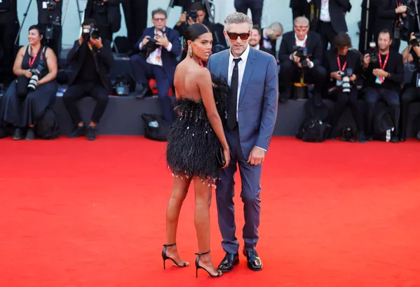 Vuelve el Festival de Cine de Venecia con más glamur y más modelos
Vuelve el Festival de Cine de Venecia con más glamur y más modelos
- Sputnik Mundo