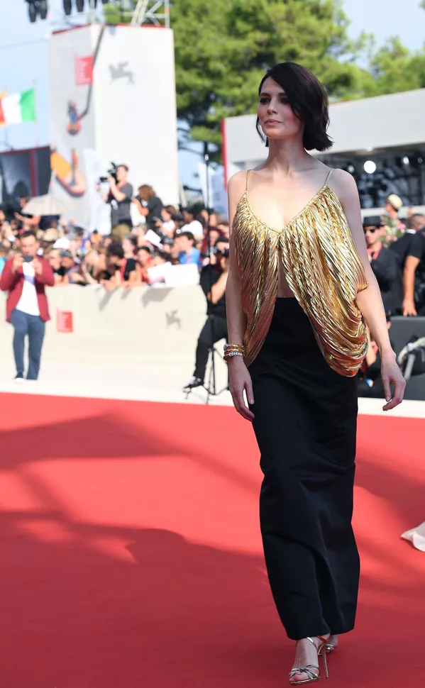 Vuelve el Festival de Cine de Venecia con más glamur y más modelos
Vuelve el Festival de Cine de Venecia con más glamur y más modelos
- Sputnik Mundo