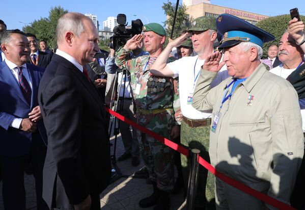 La histórica visita de Putin a Mongolia - Sputnik Mundo