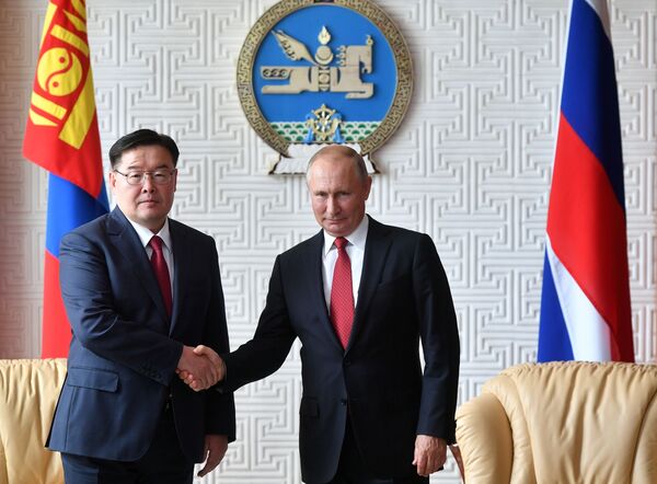 La histórica visita de Putin a Mongolia - Sputnik Mundo