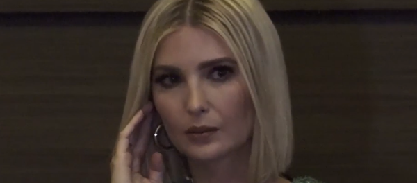 Ivanka Trump participa en un homenaje en una academia de mujeres policía en Colombia - Sputnik Mundo