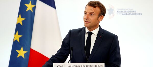 Emmanuel Macron, presidente de Francia - Sputnik Mundo