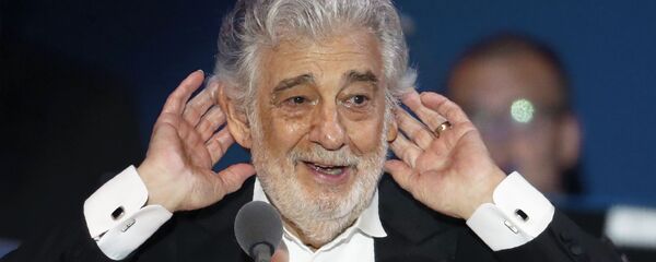 Plácido Domingo, el cantante español - Sputnik Mundo