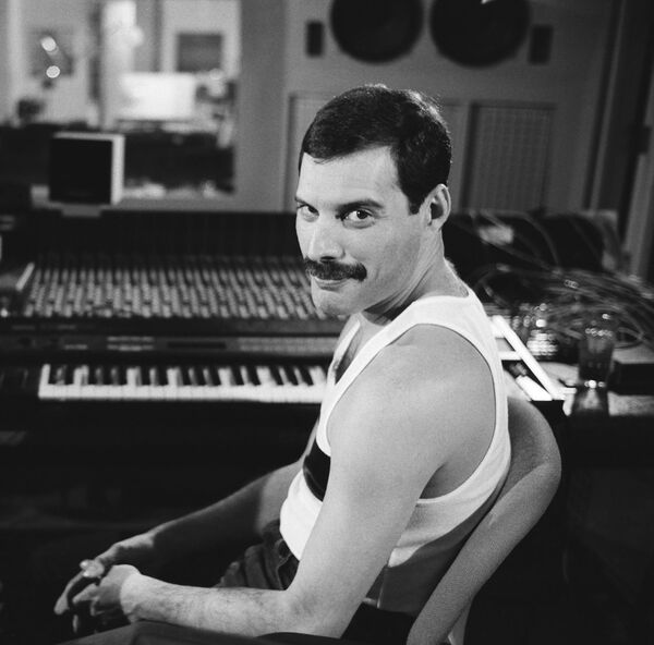 Mr. Bad Guy: Freddie Mercury cumpliría hoy 73 años - Sputnik Mundo