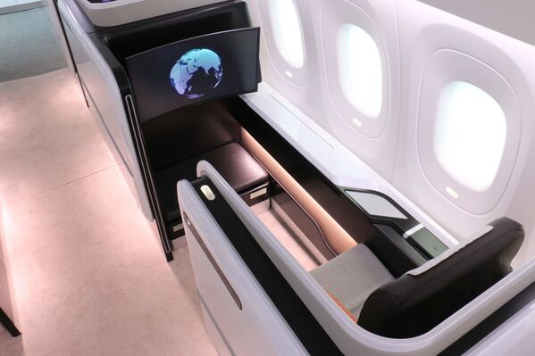 Los asientos de primera clase del avión comercial CR929 - Sputnik Mundo