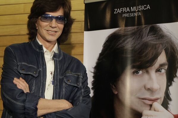 Camilo Sesta, cantante español - Sputnik Mundo