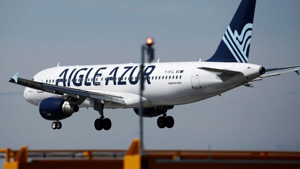 Un avión de la aerolínea Aigle Azur Un avión de la aerolínea Aigle Azur - Sputnik Mundo