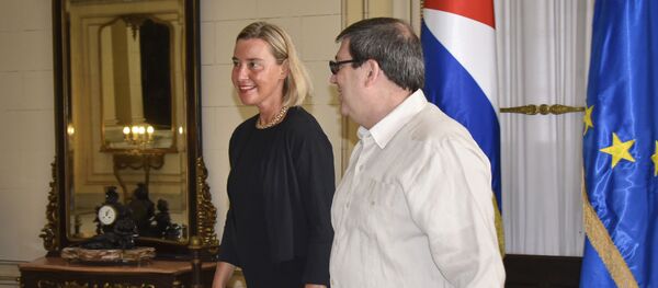 Alta Representante de la UE, Federica Mogherini y el canciller cubano, Bruno Rodríguez Parilla Alta Representante de la UE, Federica Mogherini y el canciller cubano, Bruno Rodríguez Parilla - Sputnik Mundo