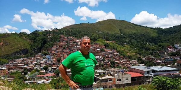 El retrato de una vivienda popular al este de Caracas, en el corazón de la clase alta (fotos) - Sputnik Mundo