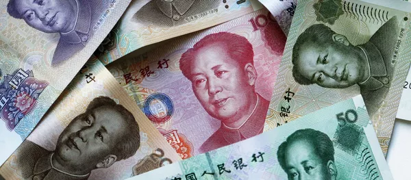 Billetes de yuanes, moneda china Billetes de yuanes, moneda china - Sputnik Mundo