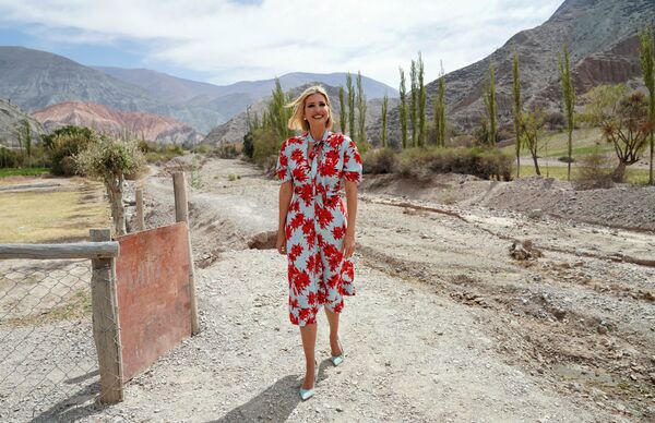 El tacón de Ivanka Trump y el contraste con la realidad de América Latina: mejores escenas - Sputnik Mundo
