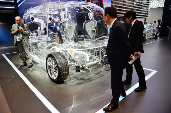 Lo último de los mejores autos en el Salón Internacional del Automóvil de Fráncfort - Sputnik Mundo