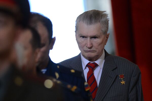 El día que un enfermo mental casi hizo volar la Embajada de EEUU en Moscú - Sputnik Mundo