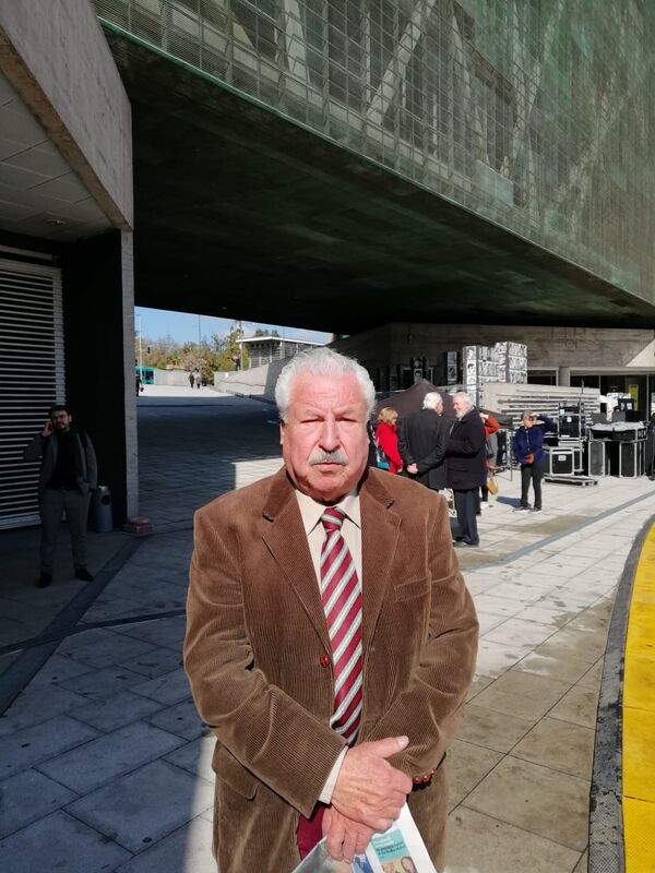 Expolicía chileno relata cómo decidió defender a Allende de bombardeo a La Moneda - Sputnik Mundo