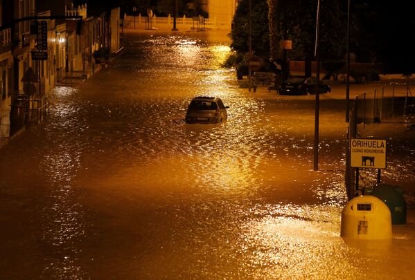 Las devastadoras inundaciones que azotan el sudeste de España
 - Sputnik Mundo