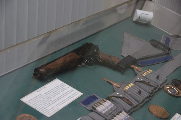 La Agencia Espacial Rusa no descarta incluir armas de fuego en equipamiento de cosmonautas La Agencia Espacial Rusa no descarta incluir armas de fuego en equipamiento de cosmonautas - Sputnik Mundo