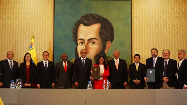 Una parte de la oposición venezolana acepta dialogar con el Gobierno y reformar el CNE Una parte de la oposición venezolana acepta dialogar con el Gobierno y reformar el CNE - Sputnik Mundo
