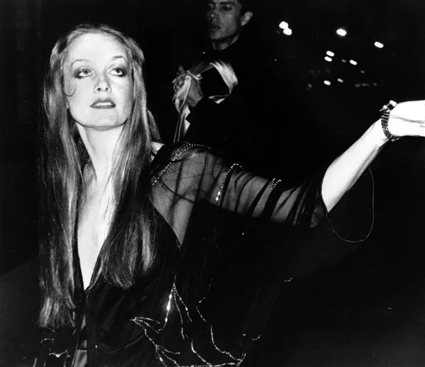 Twiggy, la legendaria modelo que se convirtió en un símbolo de los años 60
Twiggy, la legendaria modelo que se convirtió en un símbolo de los años 60
- Sputnik Mundo