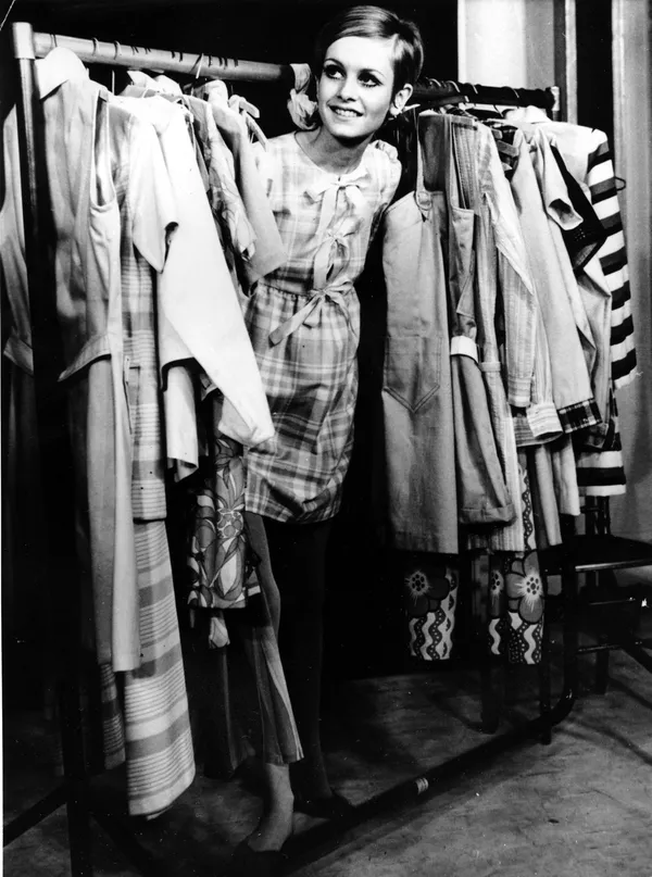 Twiggy, la legendaria modelo que se convirtió en un símbolo de los años 60
Twiggy, la legendaria modelo que se convirtió en un símbolo de los años 60
- Sputnik Mundo
