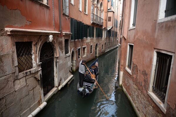 Siete lugares donde está prohibido el tráfico de automóviles - Sputnik Mundo