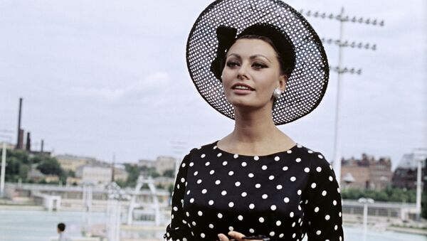 Sophia Loren: la diva del cine mundial cumple 85 años

 - Sputnik Mundo