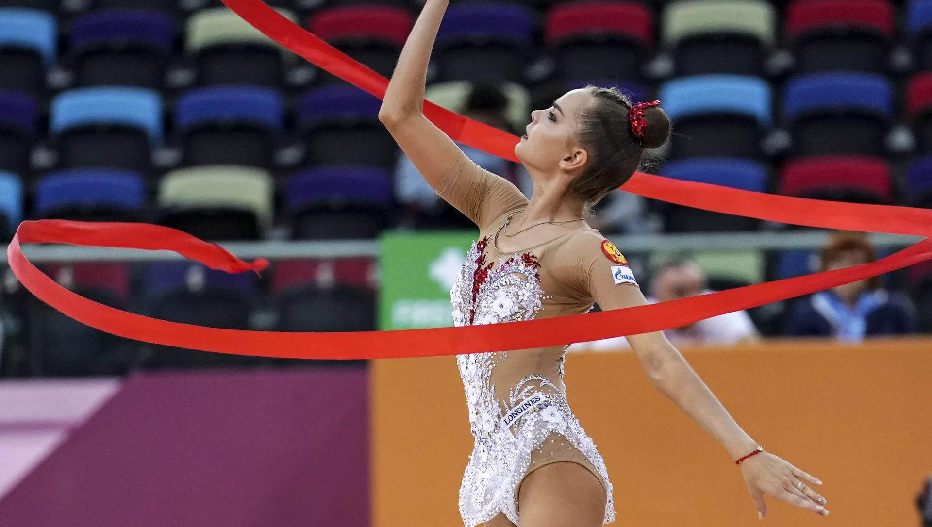 Dina Averina, gimnasta rusa
