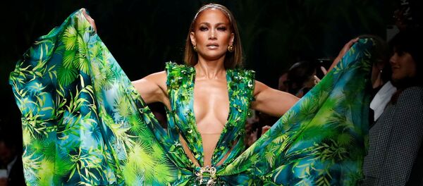 Jennifer Lopez - Sputnik Mundo