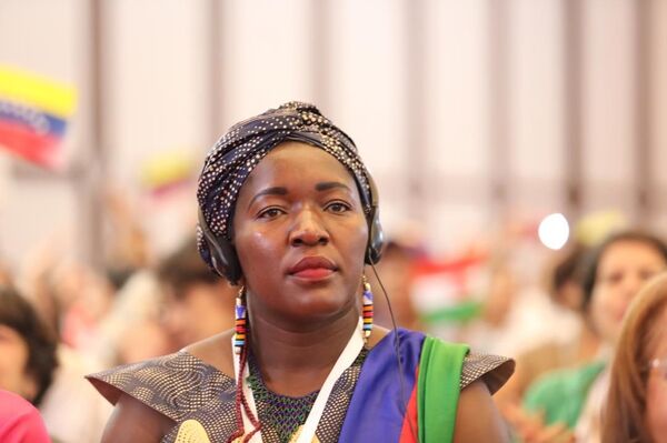 El I Congreso Internacional de Mujeres busca escapar del odio y el enfrentamiento  - Sputnik Mundo