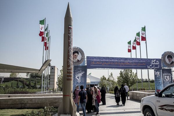 Irán hace ostentación de los trofeos de su 'guerra' contra los drones
 - Sputnik Mundo