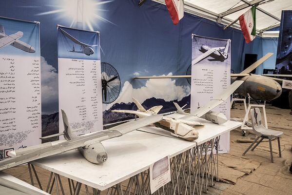 Irán hace ostentación de los trofeos de su 'guerra' contra los drones
 - Sputnik Mundo