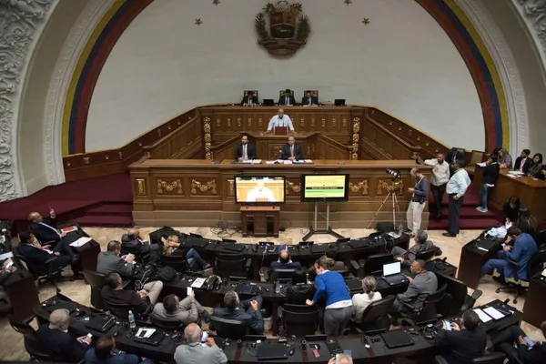 Bloque del partido gobernante PSUV vuelve al parlamento venezolano Bloque del partido gobernante PSUV vuelve al parlamento venezolano - Sputnik Mundo