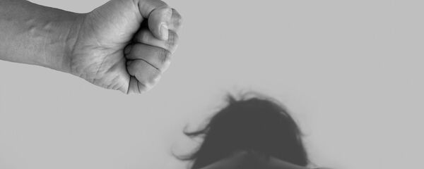 Violencia doméstica (imagen referencial) - Sputnik Mundo