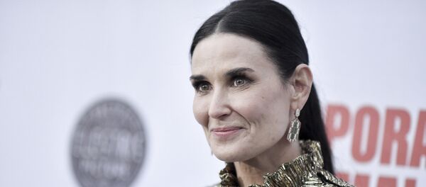 Demi Moore, la actriz estadounidense - Sputnik Mundo