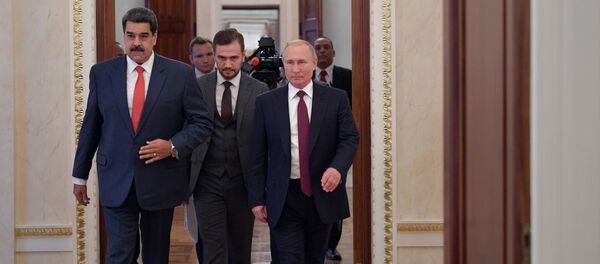 El presidente de Venezuela, Nicolás Maduro junto al presidente de Rusia, Vladímir Putin - Sputnik Mundo