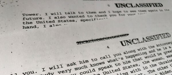 La transcripción oficial de la llamada telefónica entre Trump y Zelenski La transcripción oficial de la llamada telefónica entre Trump y Zelenski - Sputnik Mundo